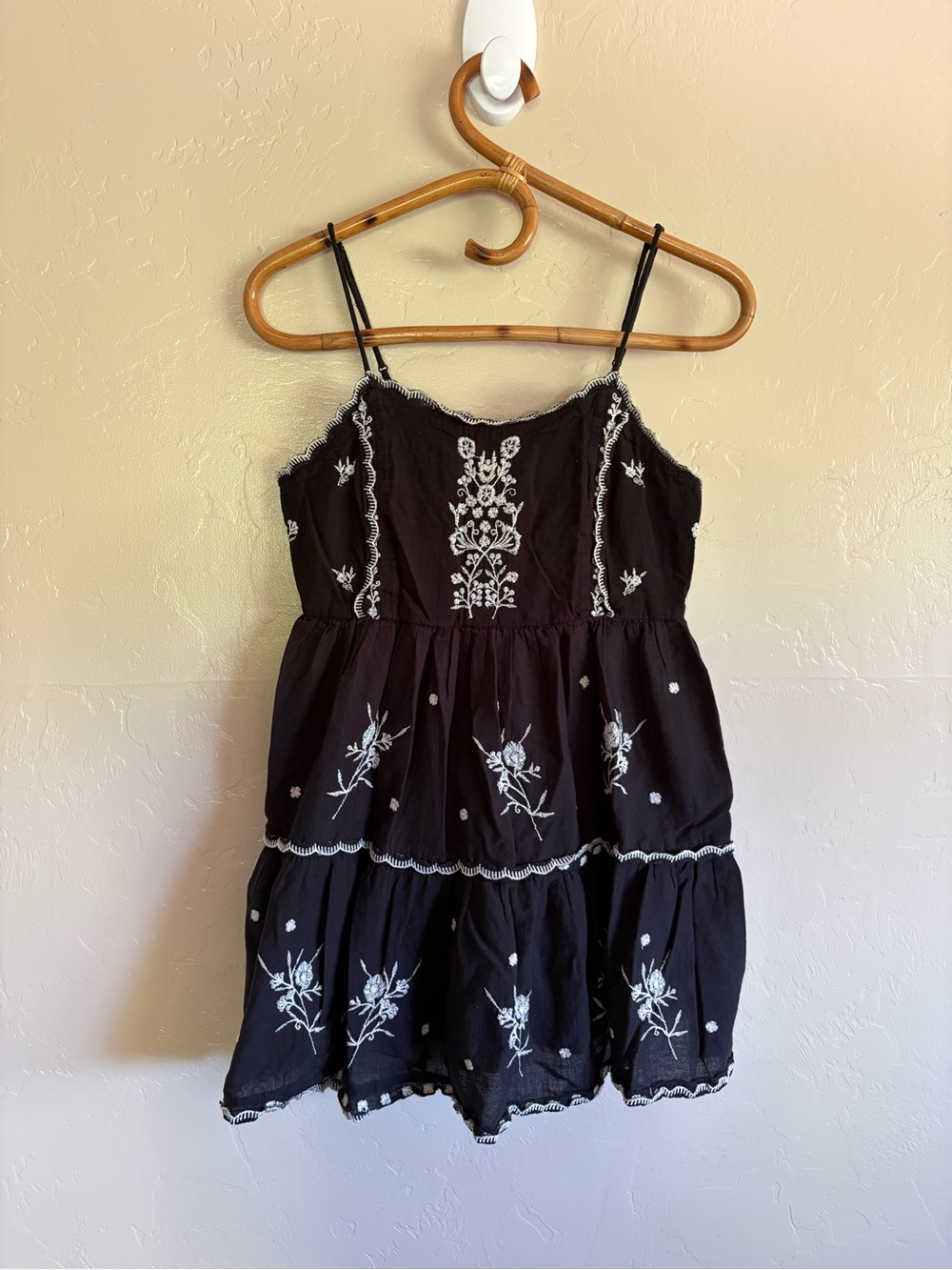 Urban Outfitters Hannah Babydoll Black White Embroidered 100% Cotton Mini Dress
